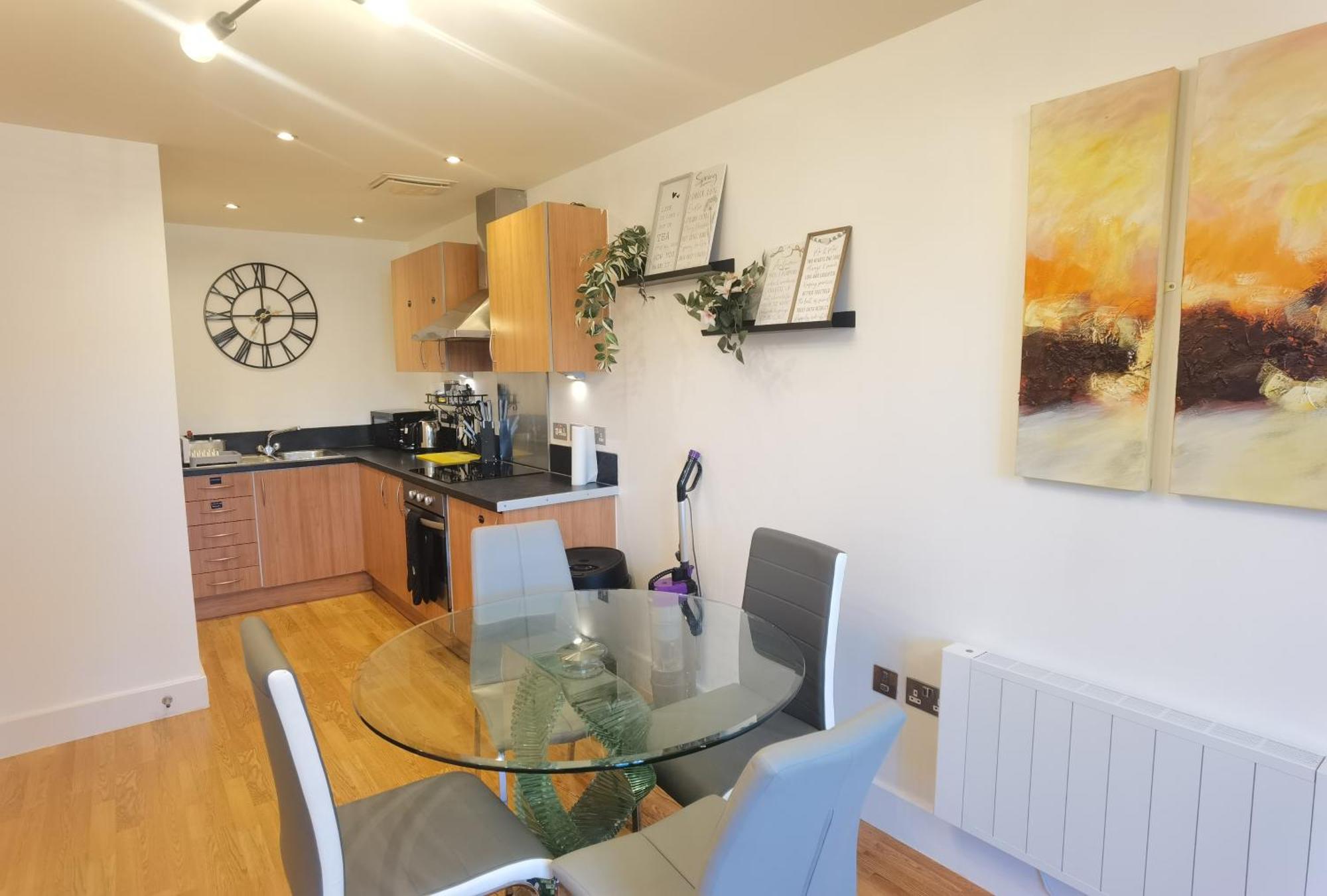 Celaka Birmingham Central Apartment, Free Indoor Parking Buitenkant foto