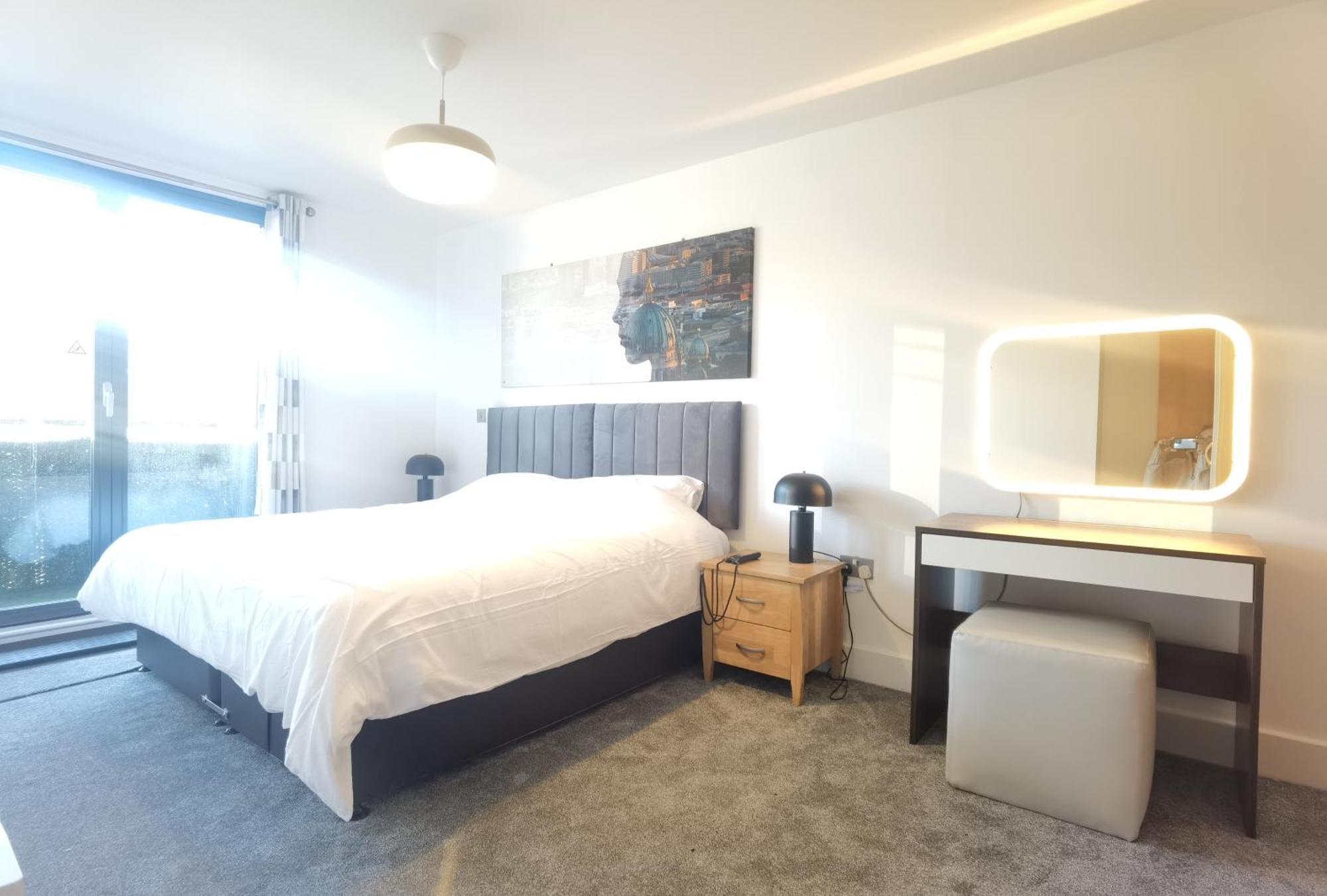 Celaka Birmingham Central Apartment, Free Indoor Parking Buitenkant foto
